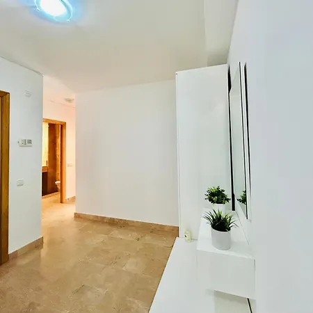 Vela 1 Playa Apartment *